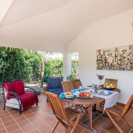 Il Giardino Dell'Arte Bed & Breakfast Capoterra Bagian luar foto