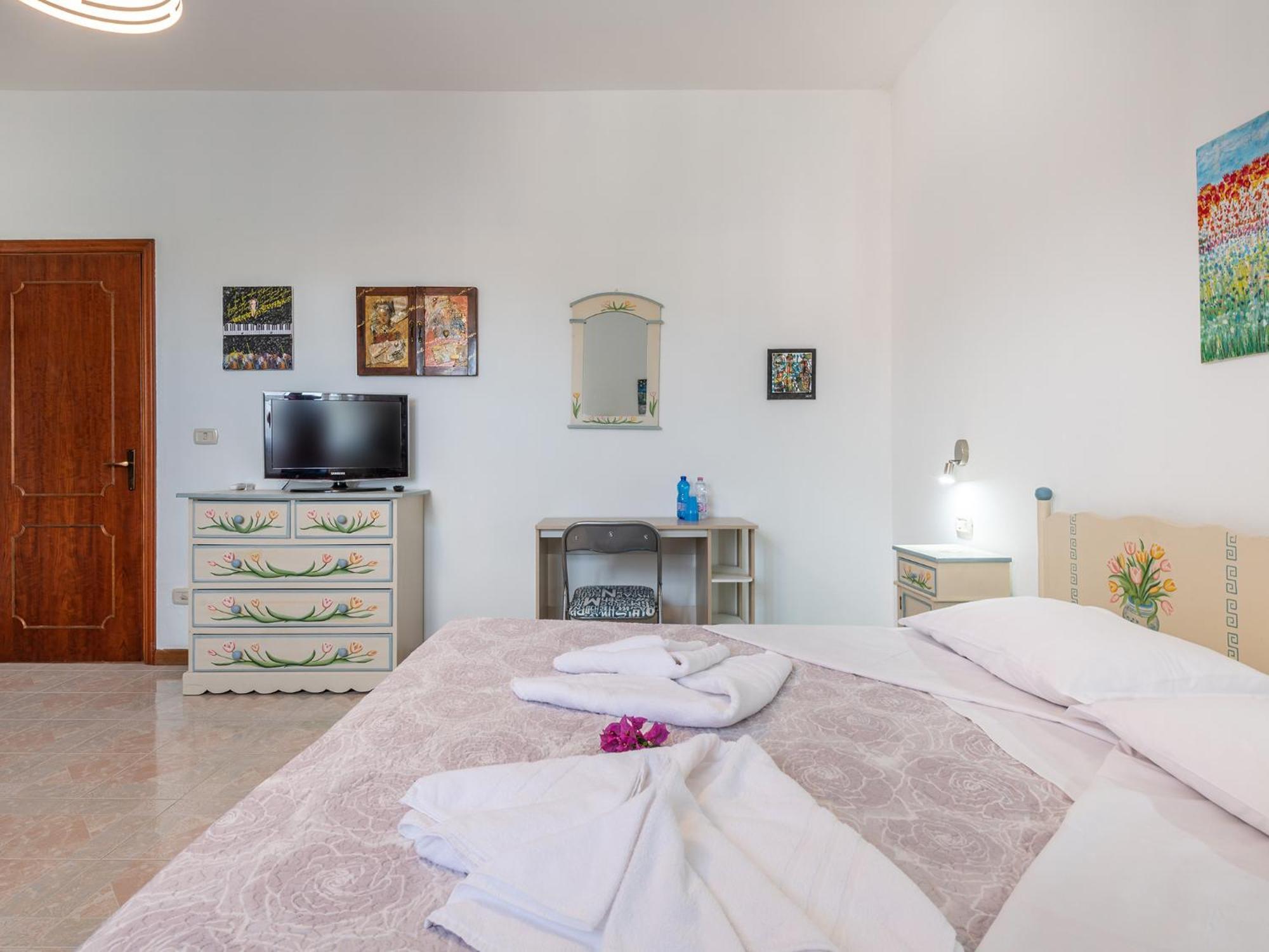 Il Giardino Dell'Arte Bed & Breakfast Capoterra Ruang foto